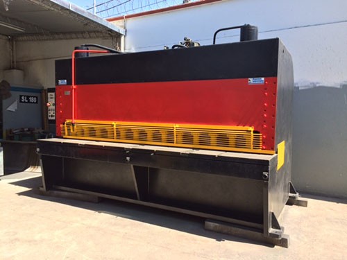 Guillotina BL