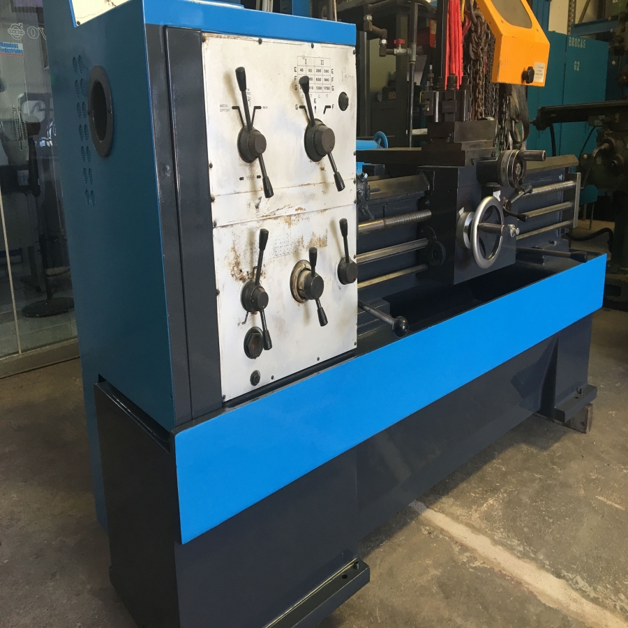 Torno LABOR